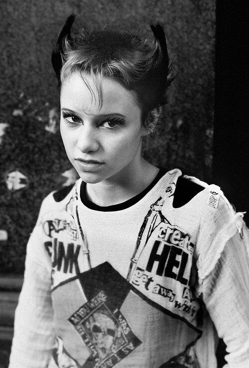 London Punk girl - photograph by Derek Ridgers - 1978.jpeg