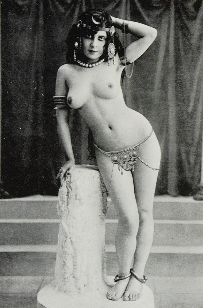 L'Étude Académique • circa 1909.jpeg