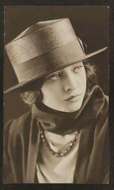 Camille Pastorfield, an actress from NY, approx 1920.jpeg
