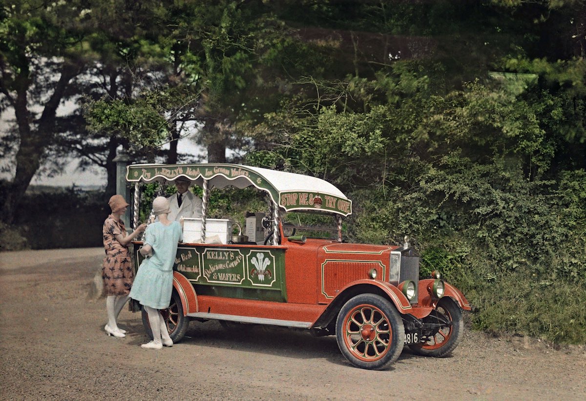 1928, Корнуолл. Мороженое Kelly's производят по сей день.jpg