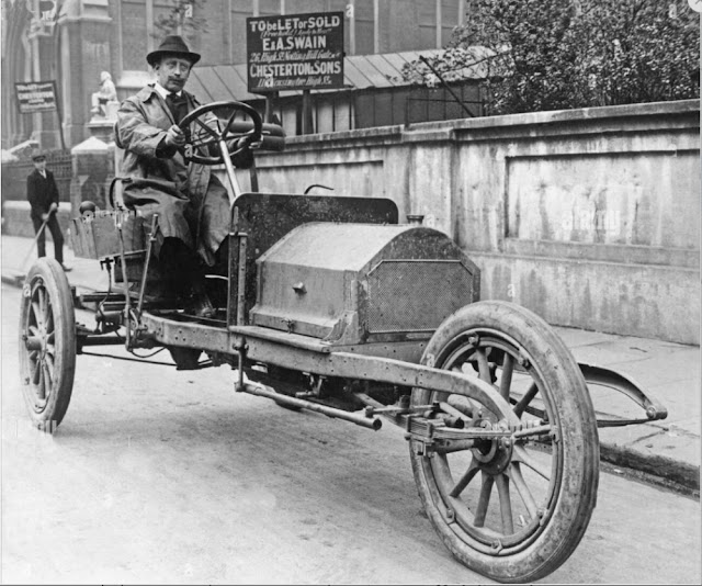 Jackson Three-Wheeler, 1910.jpg
