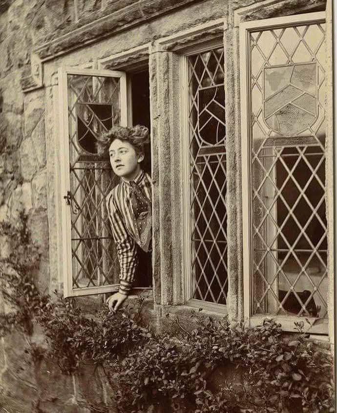 Agatha Christie, 1913.jpeg