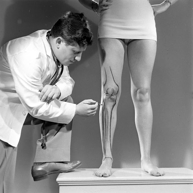 betty grable, 1943.jpg
