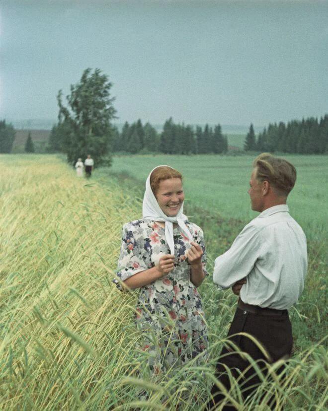 On the Krasny Oktyabr collective farm, (1955), Kirov, USSR.jpeg