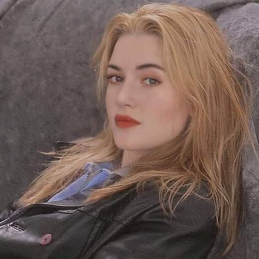 Kate Winslet 90's.jpeg