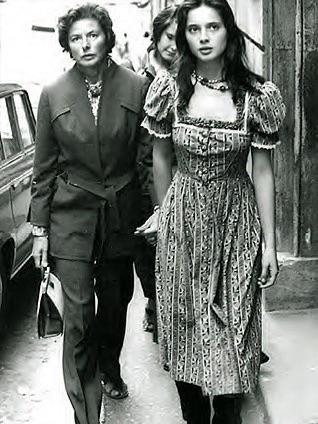 Isabella Rossellini with her mother Ingrid Bergman in Rome, 1970.jpeg