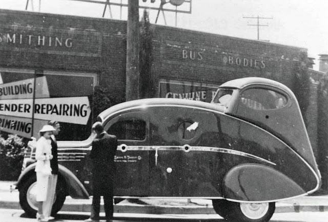 Armored Bank Van With Tail Gunner, 1936.jpg