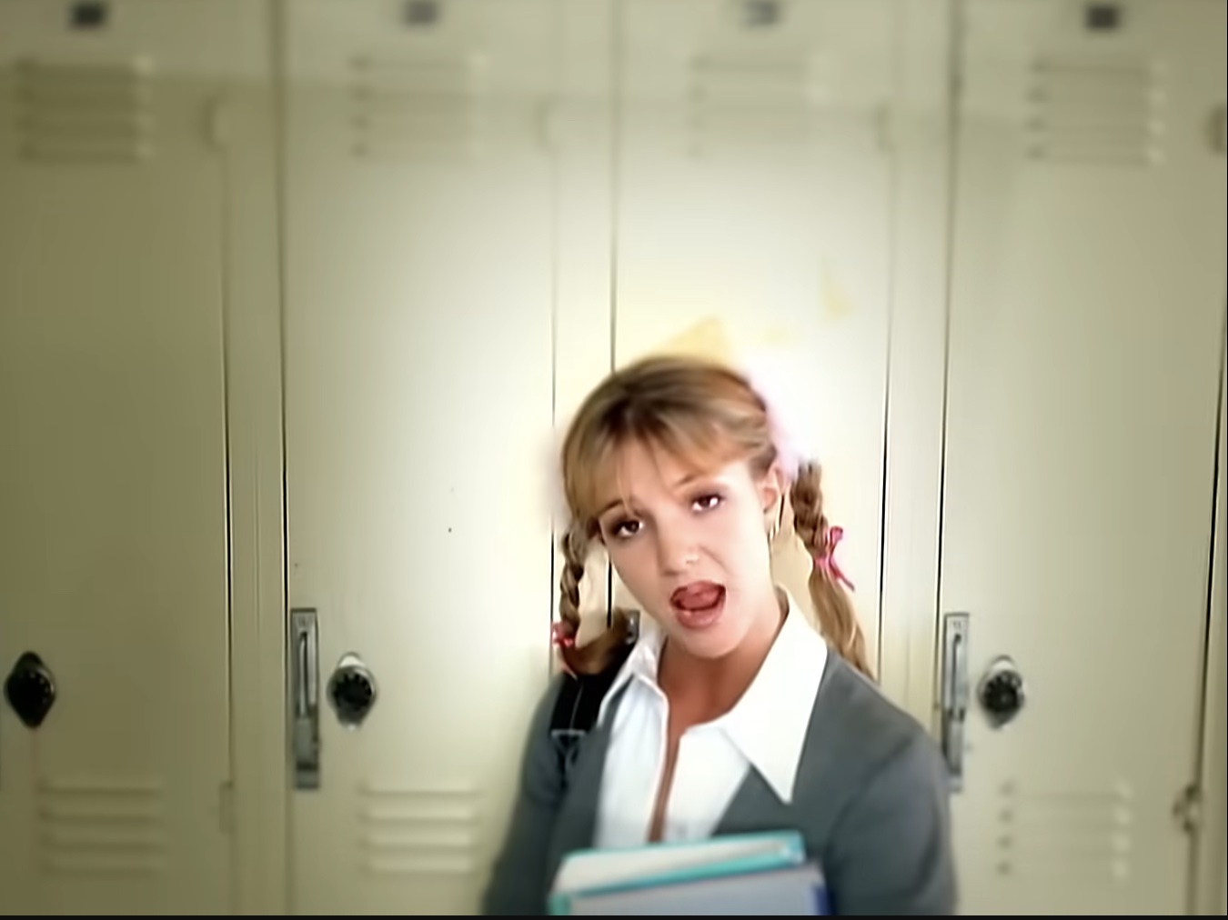 ae2ea4a4-britney-spears-.baby-one-more-time-official-video--737812148.jpg