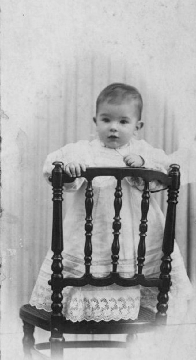 salvador-dali-as-a-kid-1.jpg