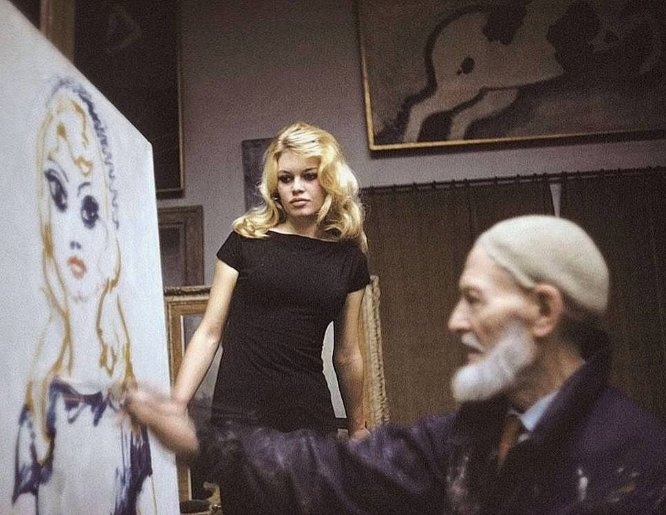 Brigitte Bardot being painted by Kees Van Dongen, 1958.jpg