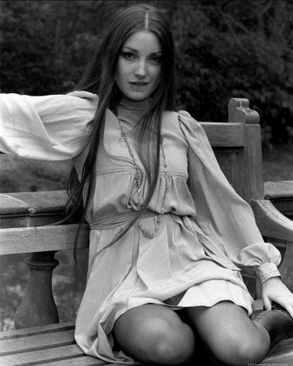 Jane Seymour, 1960s.jpeg