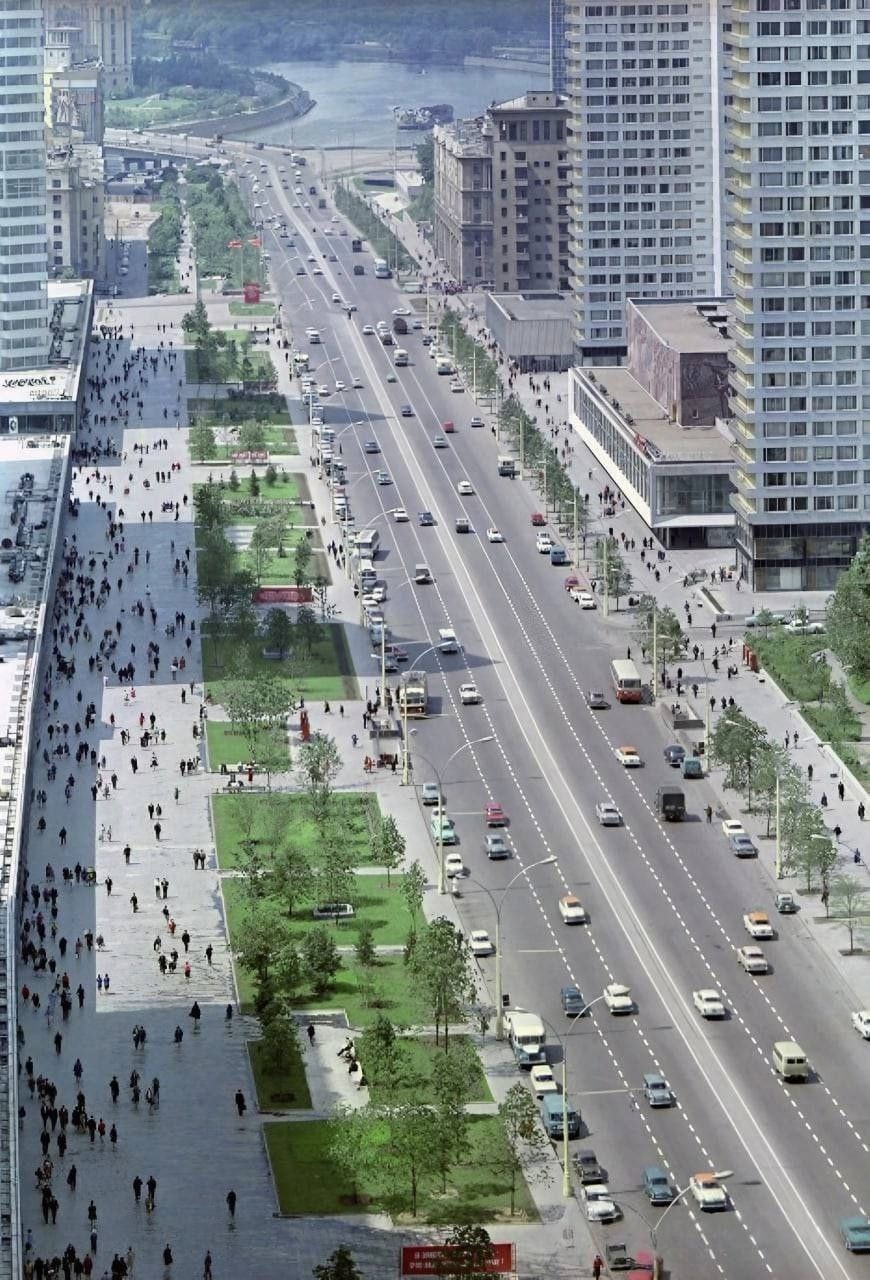 Проспект Калинина. Москва. 1971.jpg